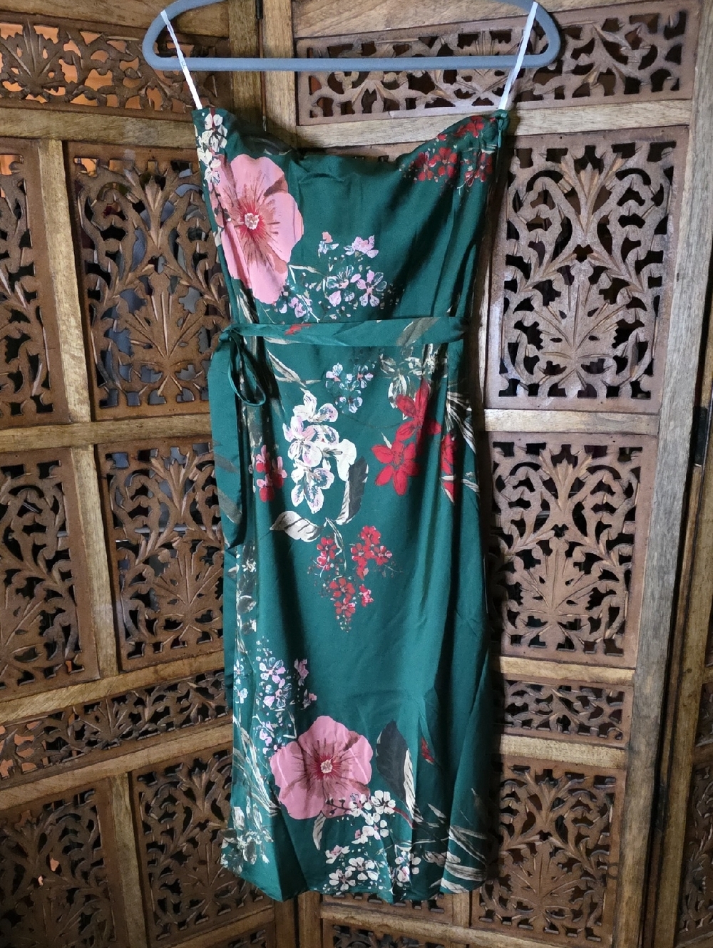 Lulu's Emerald Green Strapless Floral Slip Size S
